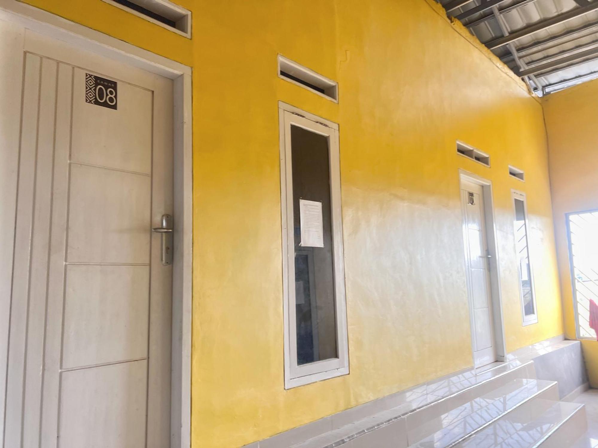 Reddoorz At Kay Residence Waydadi Lampung Bandar Lampung Bagian luar foto